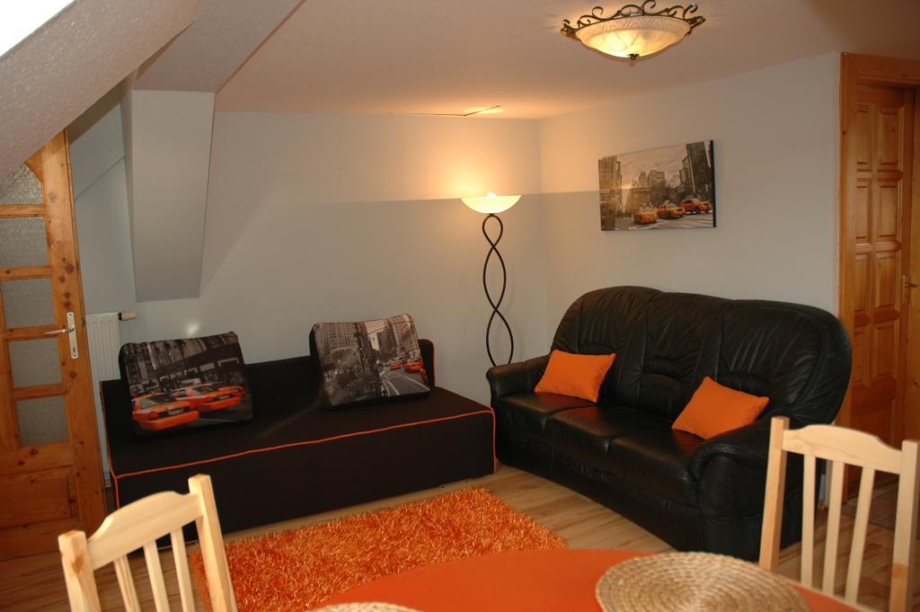Alom Kucko Apartman Zalaegerszeg Pokoj fotografie
